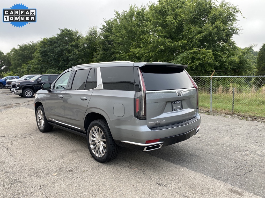 2023 Cadillac Escalade Premium Luxury photo 4