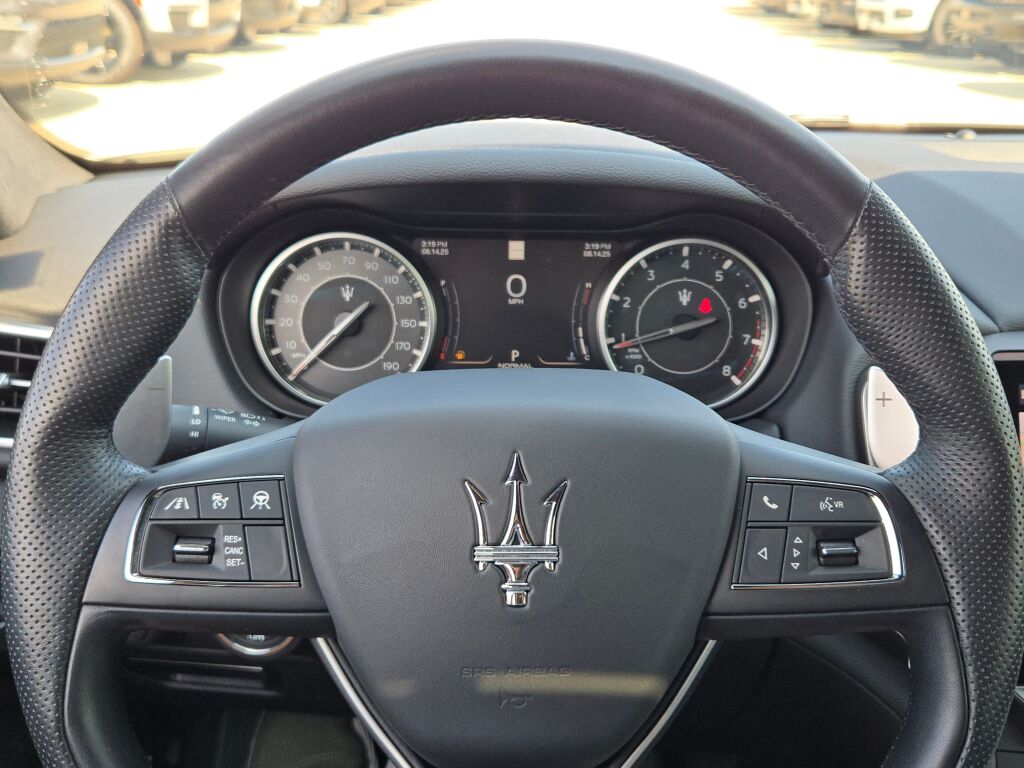 2022 Maserati Ghibli Modena Q4 photo 31