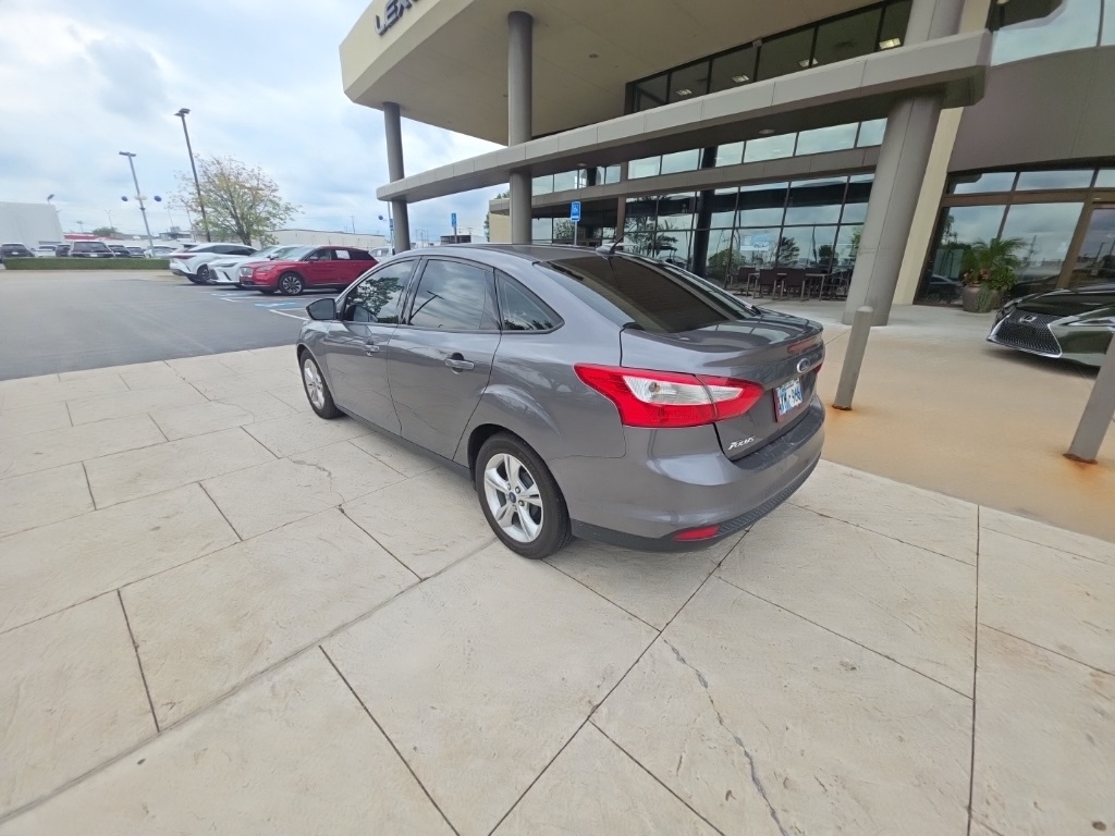 2013 Ford Focus SE photo 4
