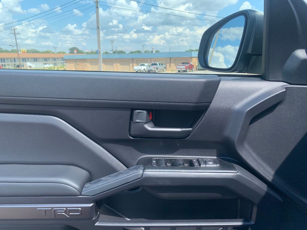 2025 Toyota 4Runner TRD Sport photo 10