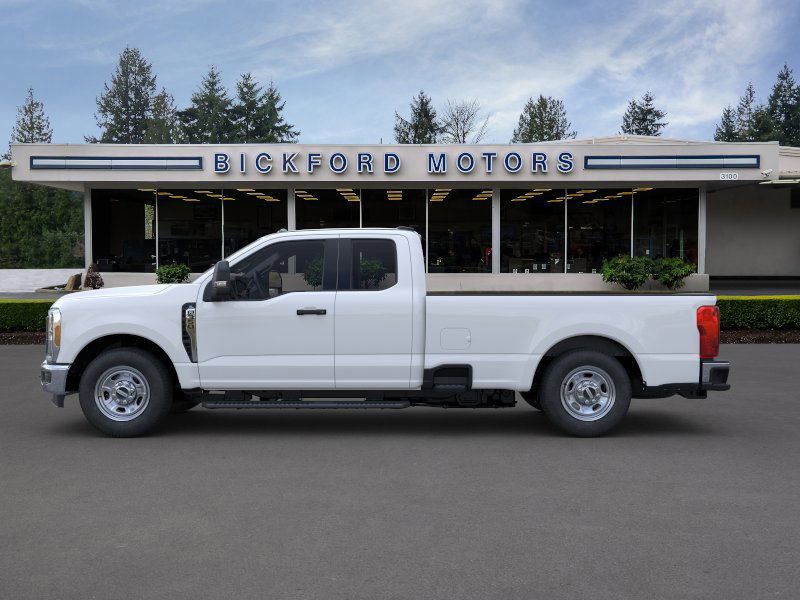 2025 Ford F-350 XL photo 3