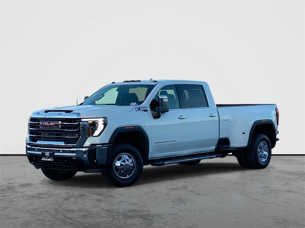 2026 GMC Sierra SLT's photo