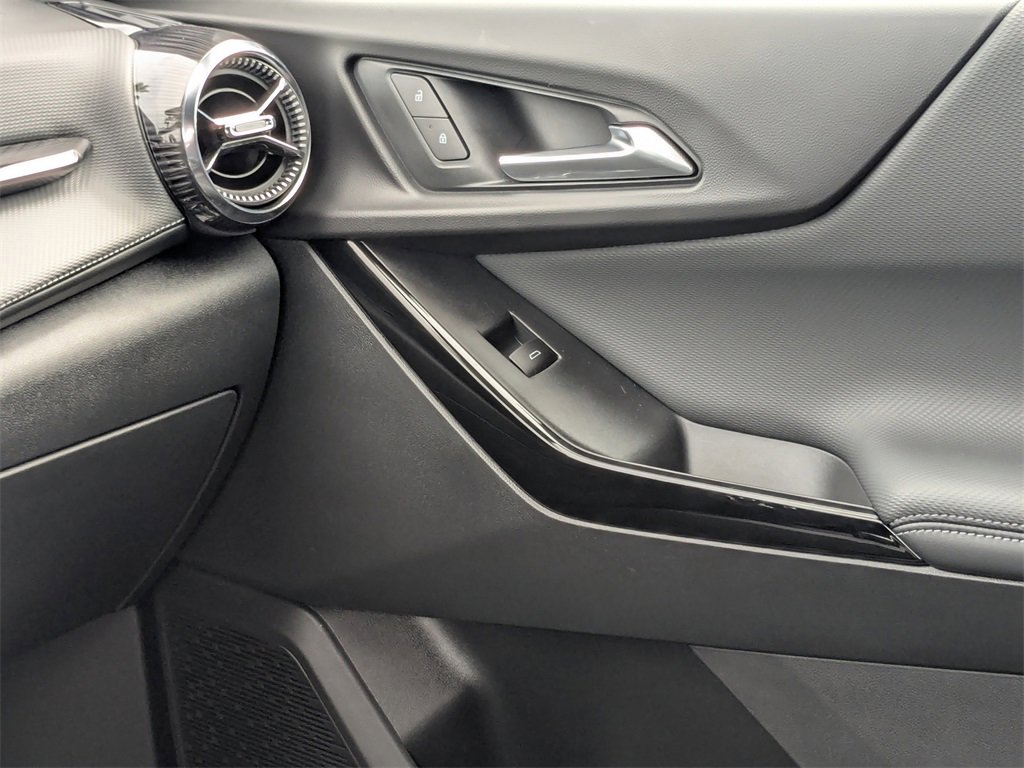 2026 Chevrolet Equinox LT photo 10