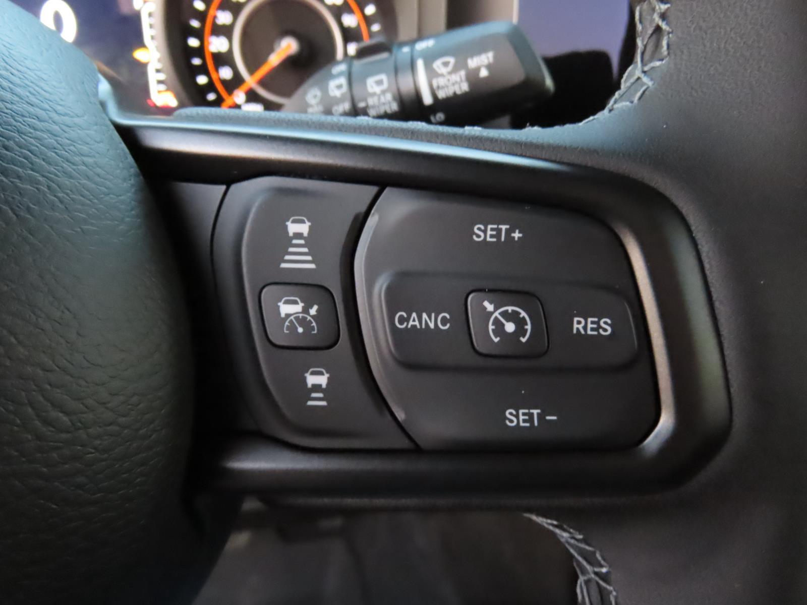 2025 Jeep Wrangler Rubicon X photo 22