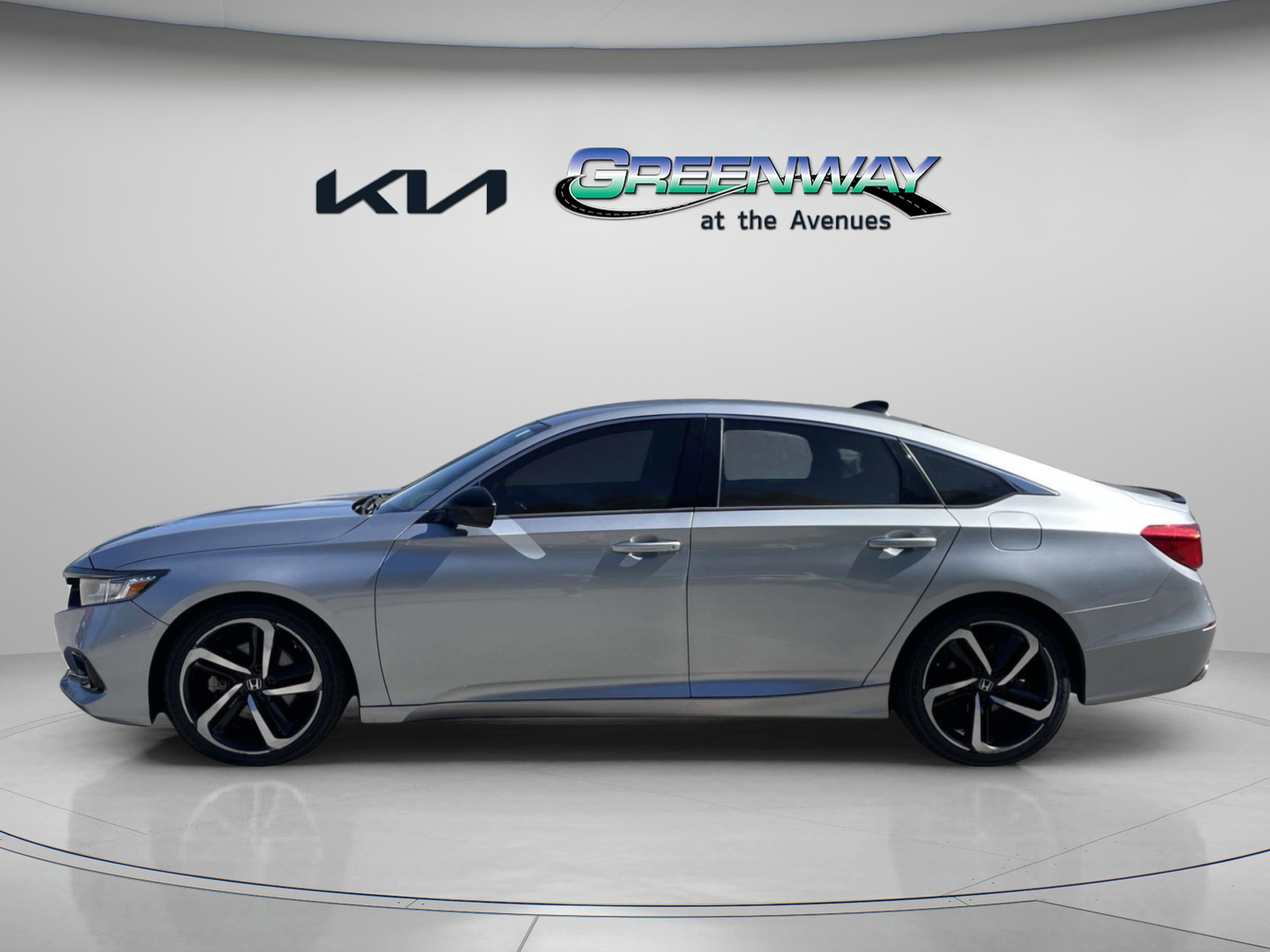 2021 Honda Accord Sport photo 2