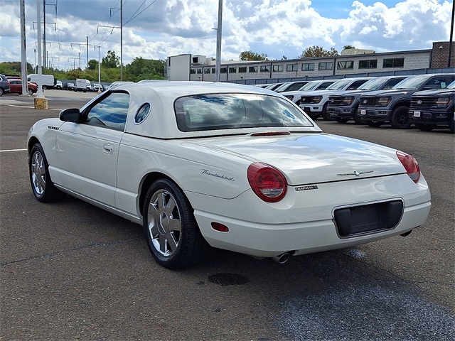 2002 Ford Thunderbird Base photo 3