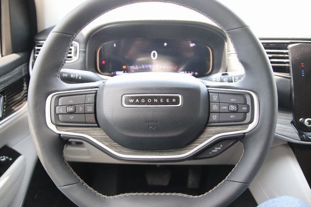2022 Jeep Wagoneer Series II photo 11