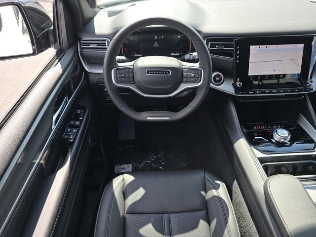 2025 Jeep Wagoneer Series II Carbide photo 3