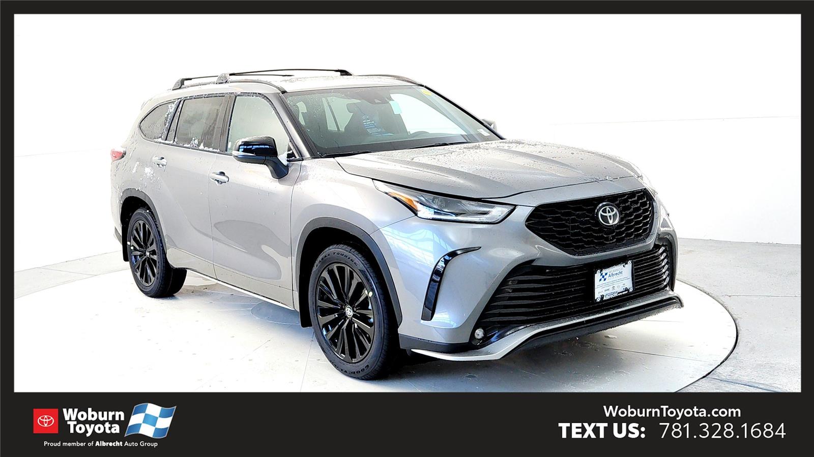 2026 Toyota Highlander XSE's photo