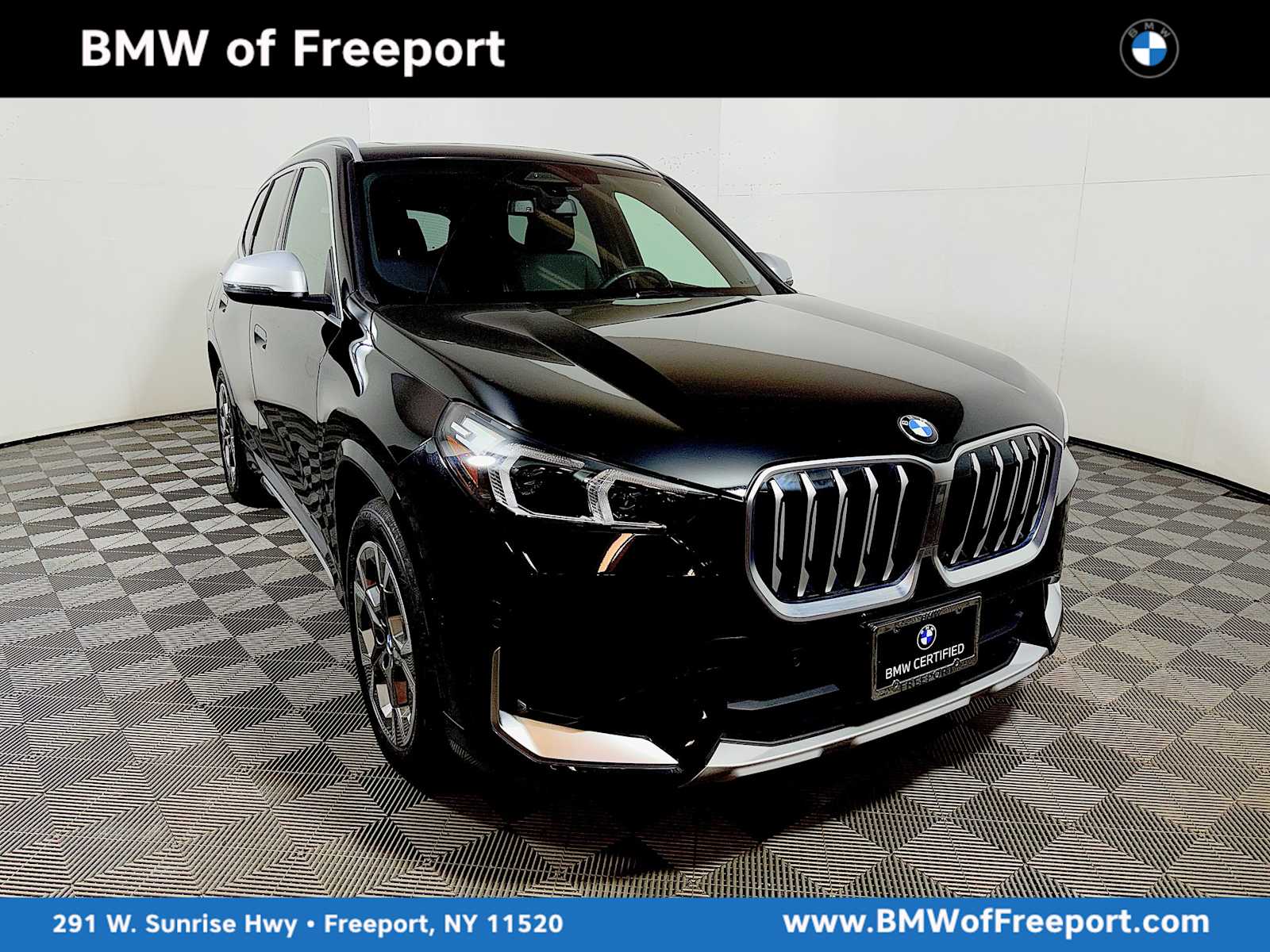 2023 BMW X1 28i's photo