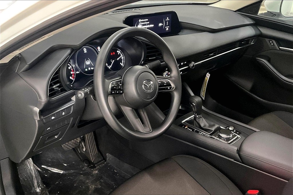 2026 MAZDA MAZDA3 - Image 7