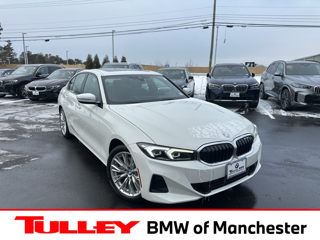 2023 BMW 3 Series 330i's photo