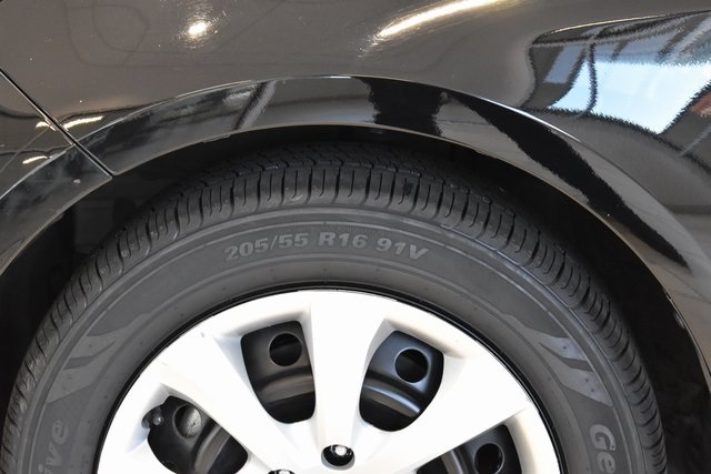 2024 Toyota Corolla LE photo 23