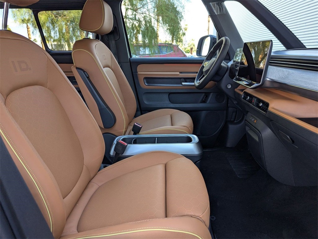 2025 Volkswagen ID. Buzz Pro Plus photo 21