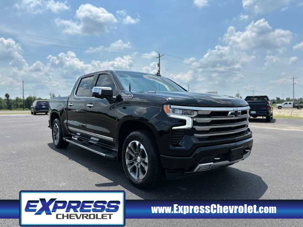 2023 Chevrolet Silverado 1500 High Country's photo