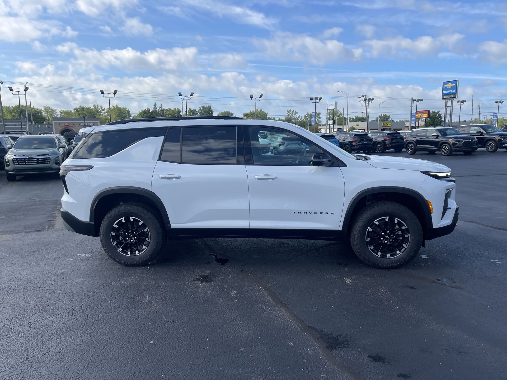 2026 Chevrolet Traverse Z71 photo 41