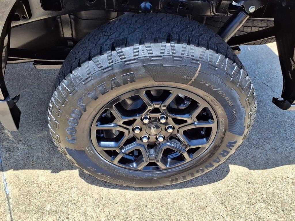 2025 Ford F-150 XLT photo 18