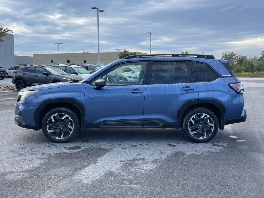 2025 Subaru Forester Limited photo 22