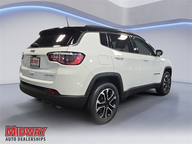 2022 Jeep Compass Limited photo 4
