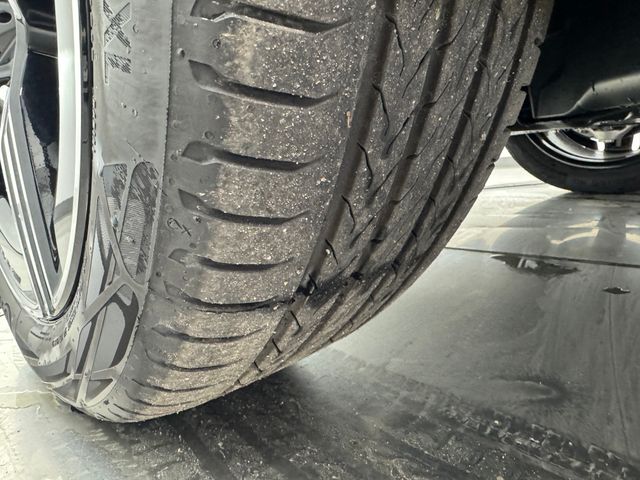 2026 Mercedes Benz GLC 300 4MATIC photo 5