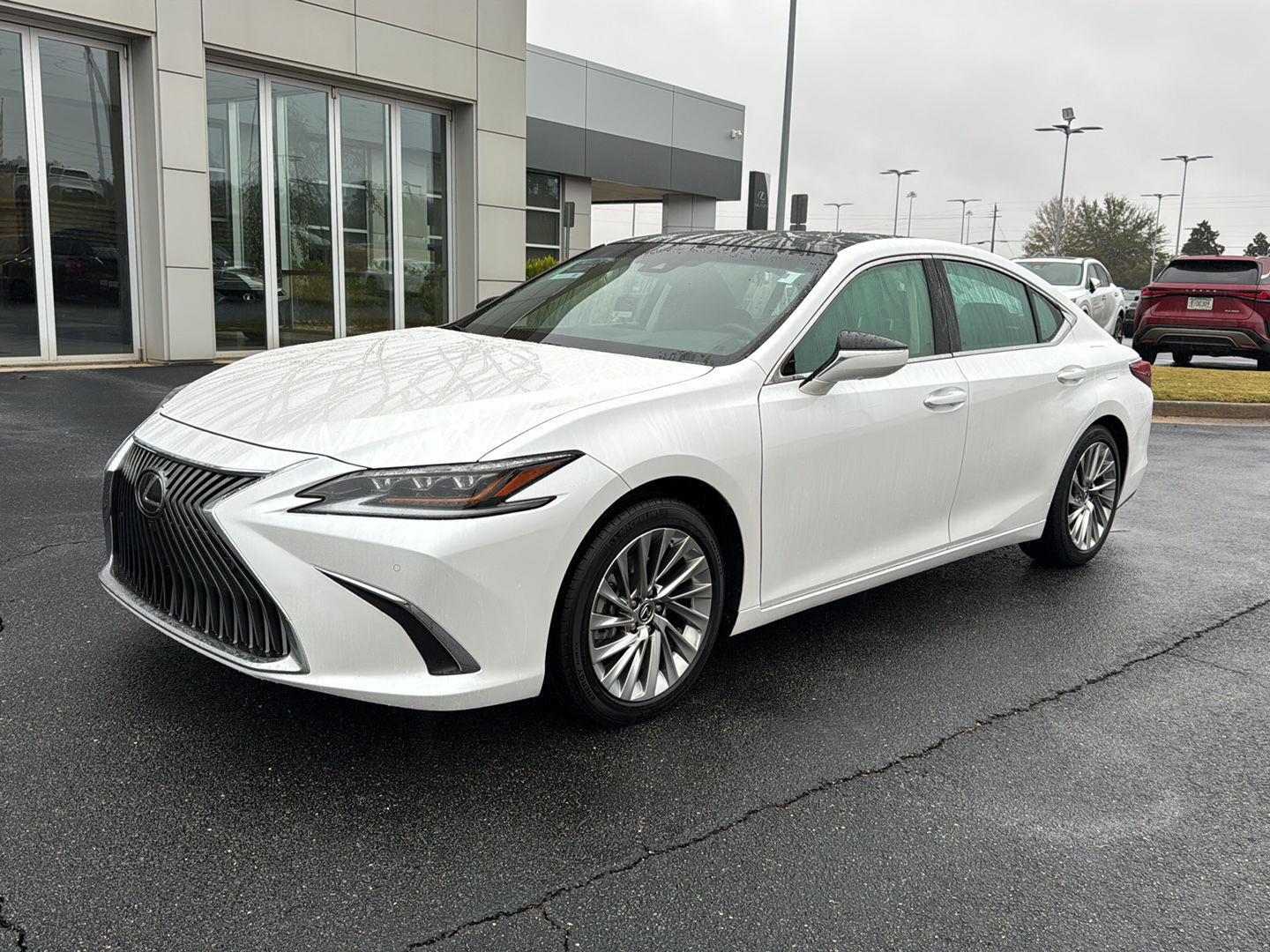 2021 Lexus ES 350 Ultra Luxury's photo