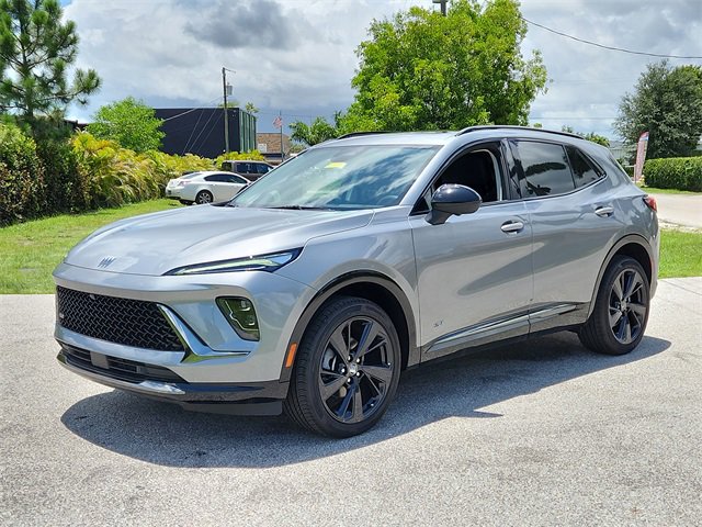 2025 Buick Envision Sport Touring photo 2
