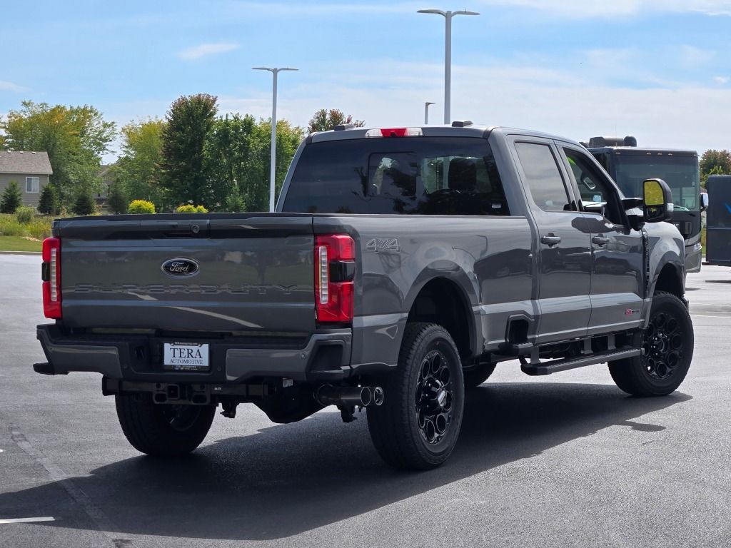 2026 Ford F-350 photo 9