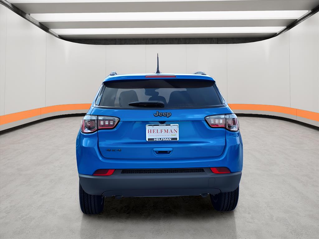 2026 Jeep Compass Latitude Altitude photo 6