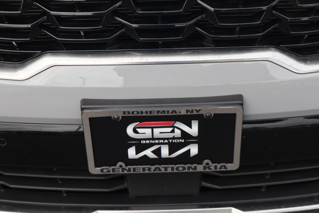 2025 Kia Sorento S photo 33