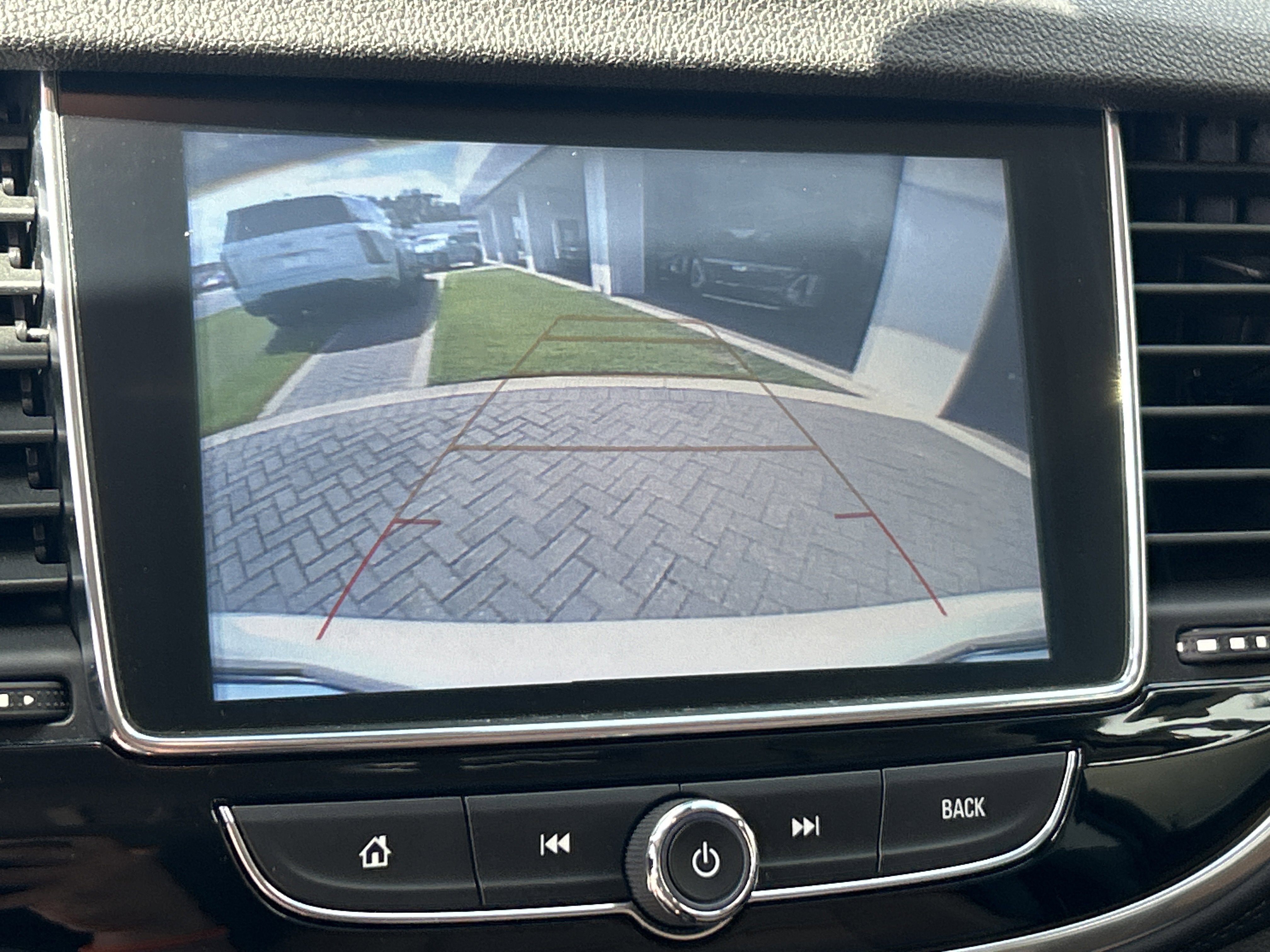 2019 Buick Encore Essence photo 5