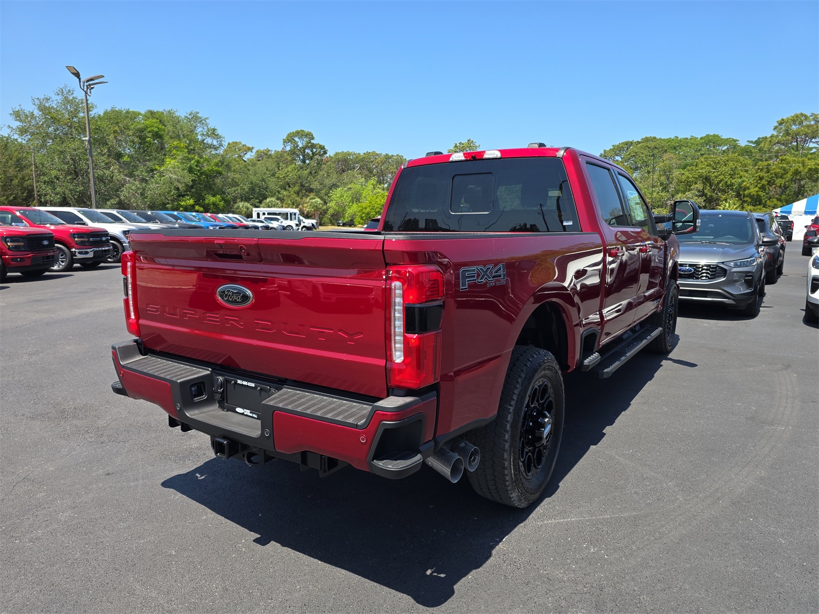 2025 Ford F-250 Lariat photo 4