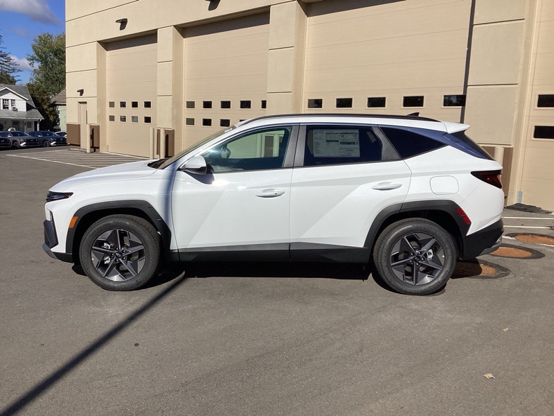 2026 Hyundai Tucson SEL photo 3
