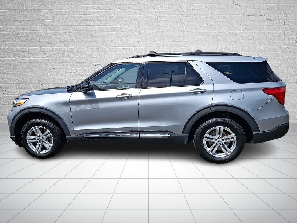 2022 Ford Explorer XLT photo 5