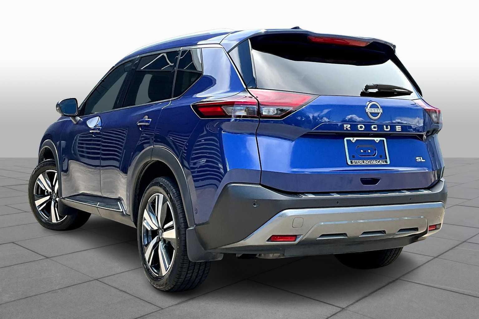 2022 Nissan Rogue SL photo 10