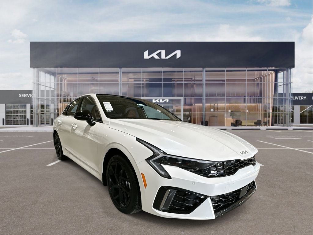 2026 Kia K5 GT-Line photo 2