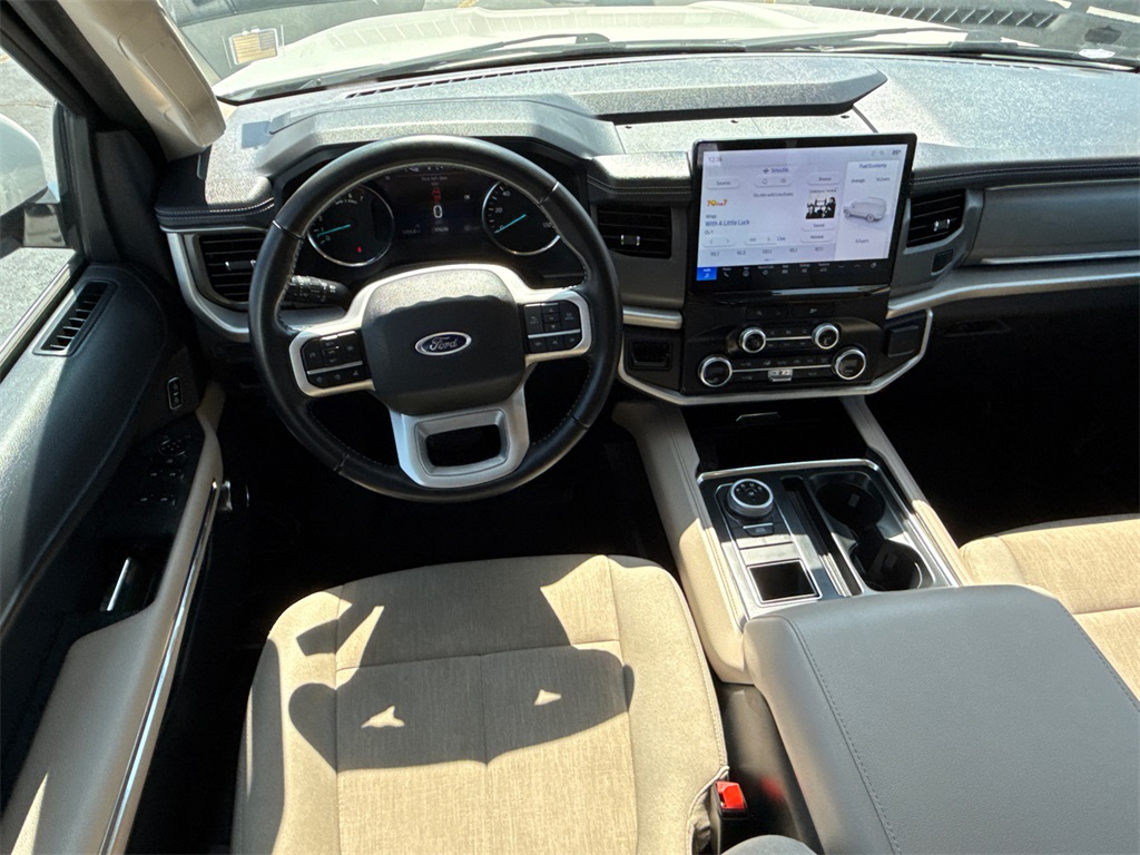 2023 Ford Expedition XLT photo 22