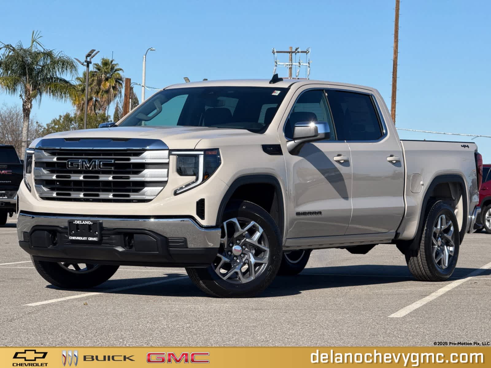 2026 GMC Sierra 1500 SLE's photo
