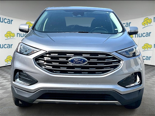 2022 Ford Edge SEL photo 3