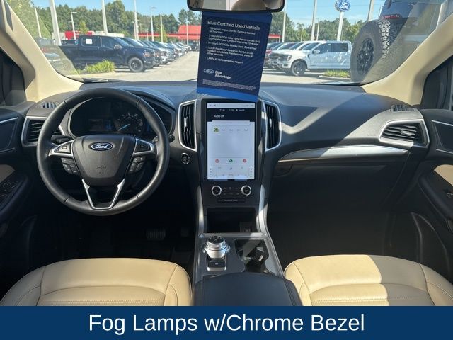 2022 Ford Edge SEL photo 22