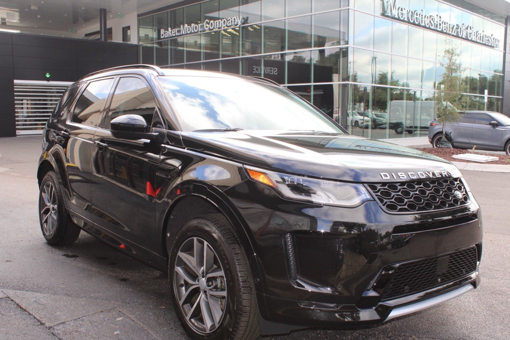 2025 Land Rover Discovery Sport S photo 3