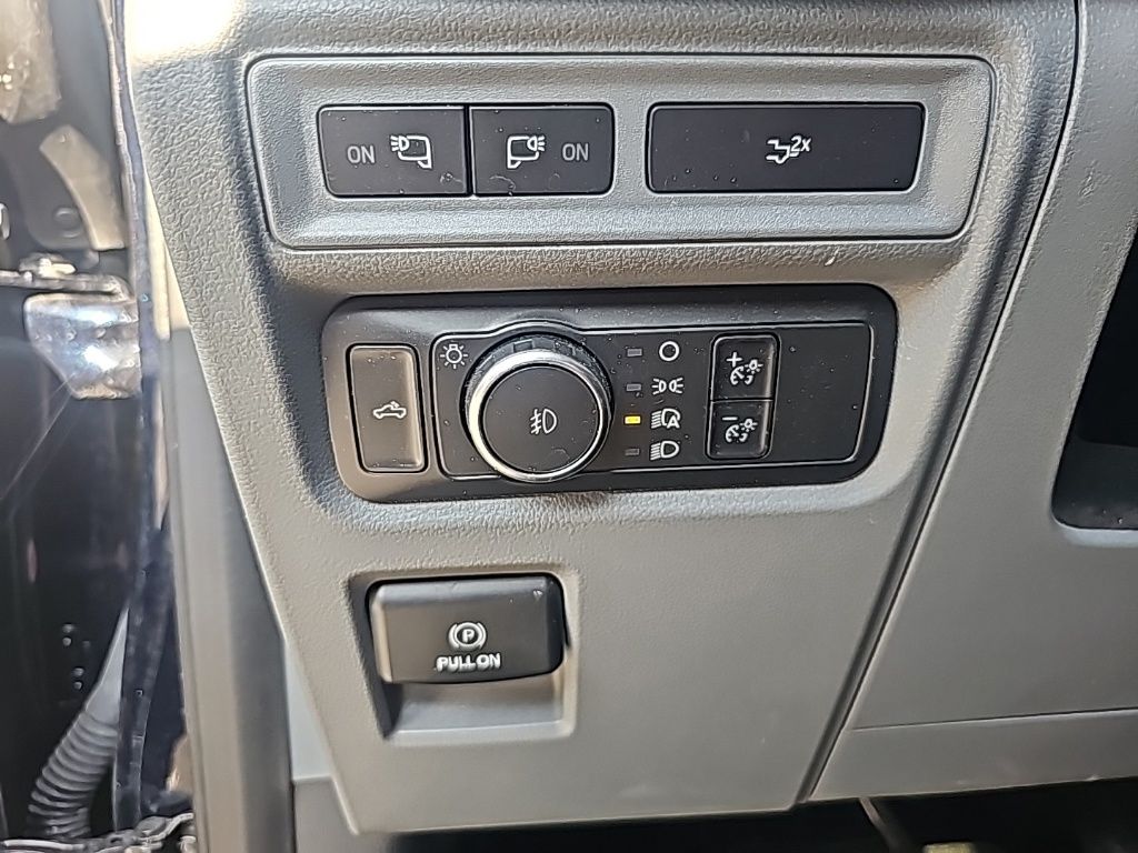 2022 Ford F-150 XLT photo 18