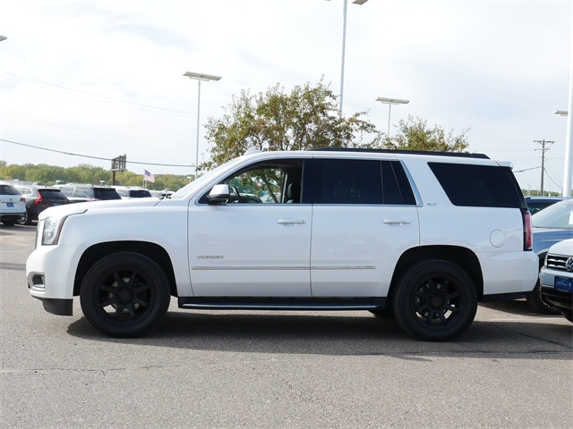 2017 Gmc Yukon SLT photo 4