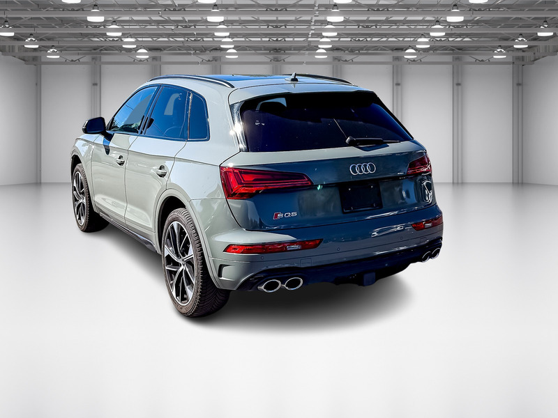 2021 Audi SQ5 Premium Plus photo 2