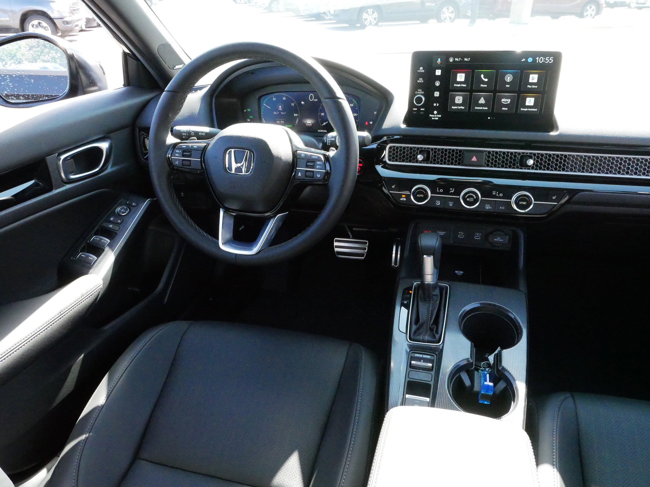 2025 Honda Civic Hybrid Sport Touring photo 9
