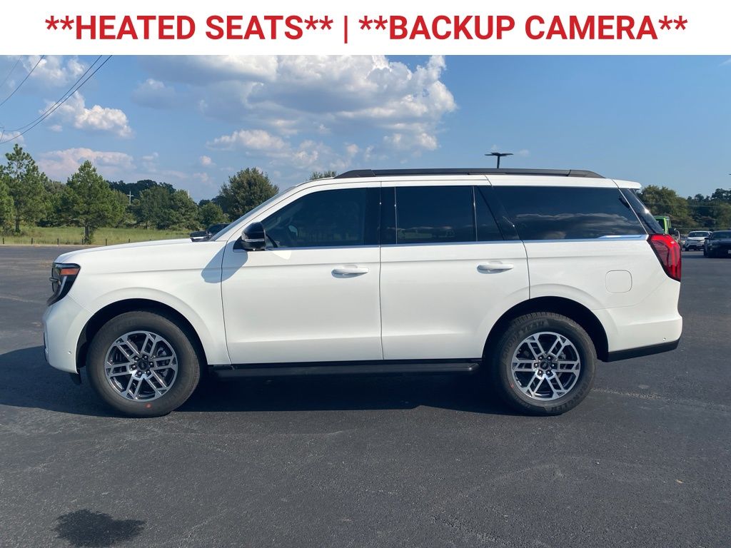 2025 Ford Expedition photo 4