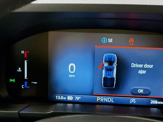 2025 Ford Maverick XLT photo 12