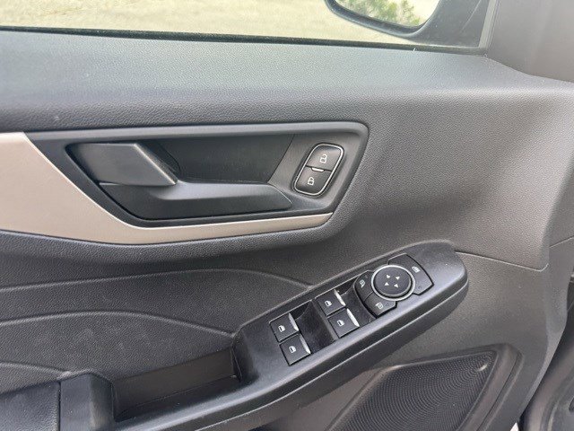 2022 Ford Escape SE photo 10