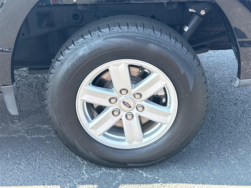 2023 Ford F-150 XLT photo 18