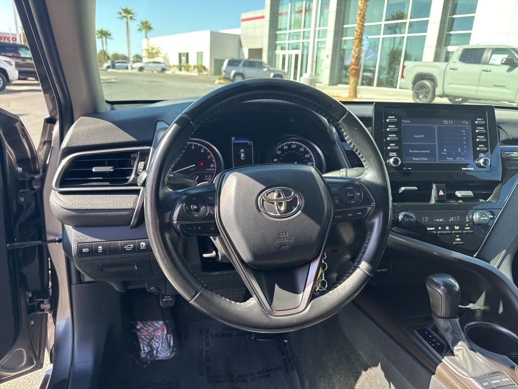 2022 Toyota Camry SE photo 14