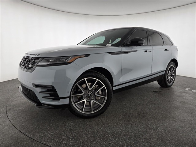 2026 Land Rover Range Rover Velar Dynamic SE's photo